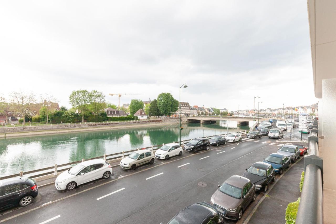 Le Christina Trouville-sur-Mer Exterior foto